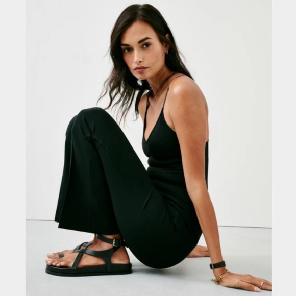 Spanx Super Smooth Perfect Fit Ponte Kick Flare Size Small Black - Picture 7 of 17